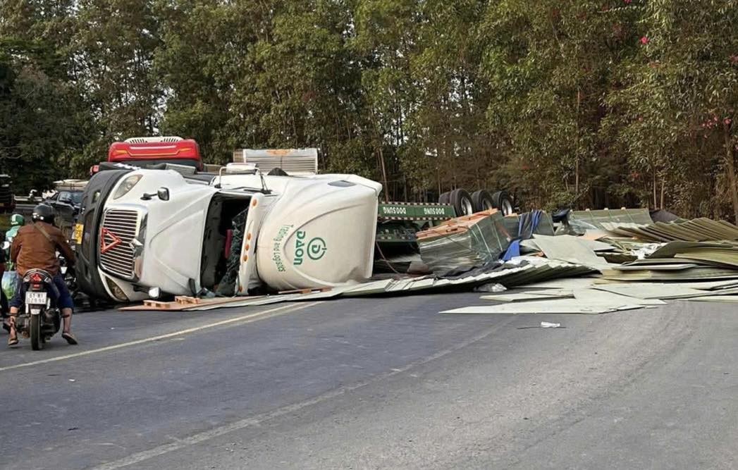 Tổng hợp tin tức tai nạn giao thông mới nhất ngày hôm nay 25/2/2026 Tổng hợp tin tức tai nạn giao thông mới nhất ngày hôm nay 25/2/2026