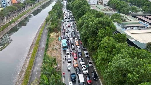 Hai phương án mở rộng đường Láng, Hà Nội với mức chi phí 21.377 tỷ đồng