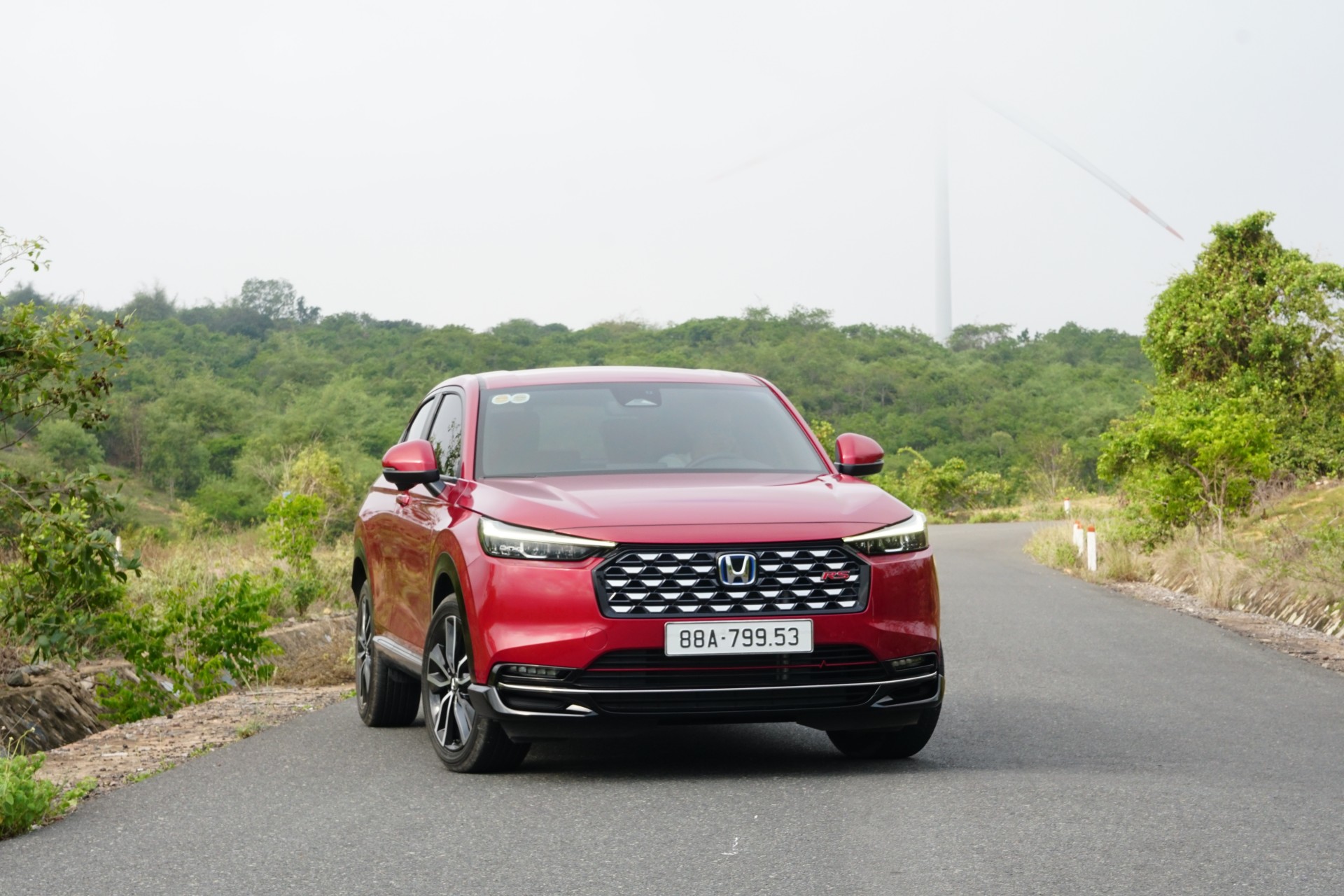 Phía trước của Honda HR-V e:HEV RS