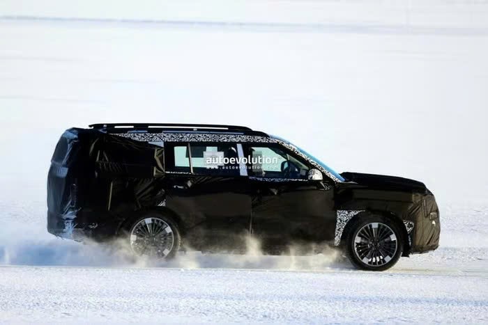 Hyundai Santa Fe 2027 sẽ 'lột xác' toàn diện