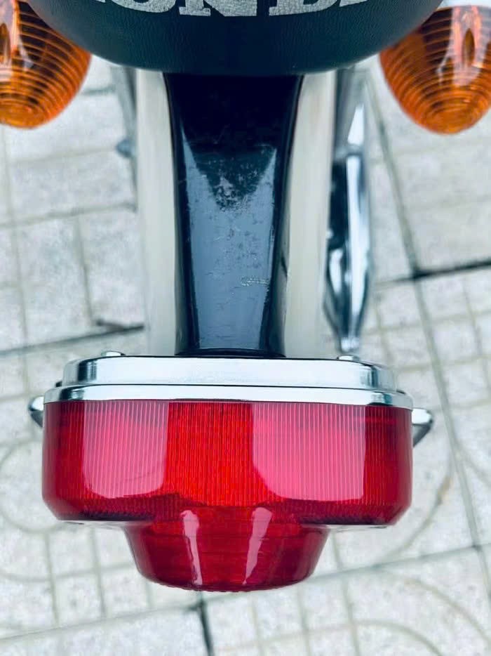 Honda 67 đời 1967 nguyên bản tại Gia Lai giá 2,2 tỷ đồng gây sốt