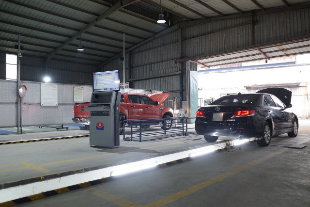 Đạp hết ga khi đăng kiểm theo quy trình mới từ 1/3 có làm hại xe, hư hỏng động cơ?