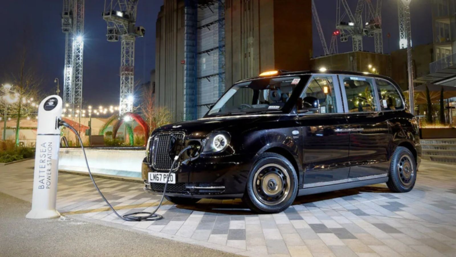 Taxi điện bùng nổ tại châu Âu nhờ chính sách môi trường và hạ tầng sạc