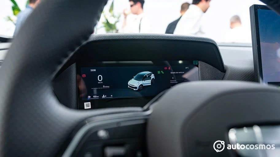 Geely Coolray facelift xuất hiện ở Hà Nội