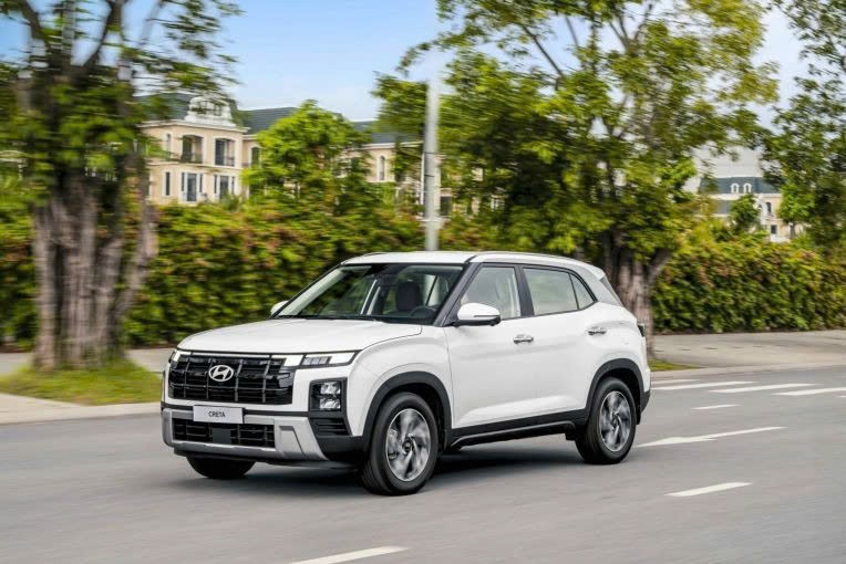 Hyundai Creta 'thắng' Toyota Yaris Cross 3 tháng liên tiếp