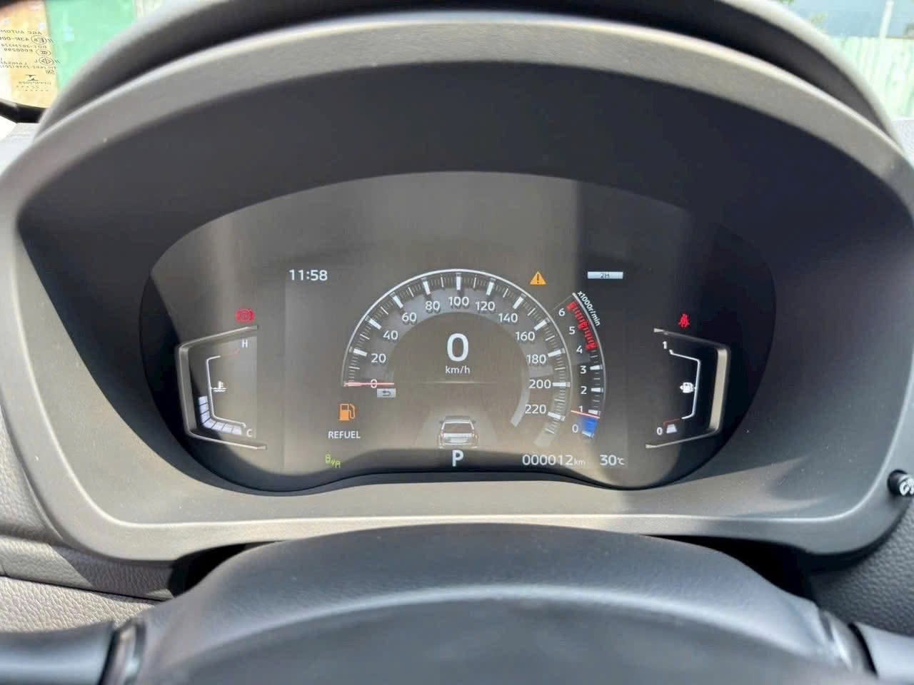 Mitsubishi Pajero Sport 2022 phủ bụi trong hầm 4 năm được rao bán với giá hơn 1,1 tỷ đồng