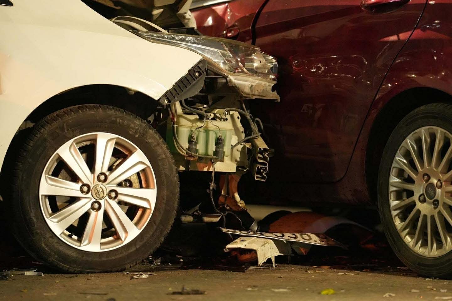 Danh tính nam tài xế gây tai nạn liên hoàn trên phố Nguyễn Chánh, Hà Nội