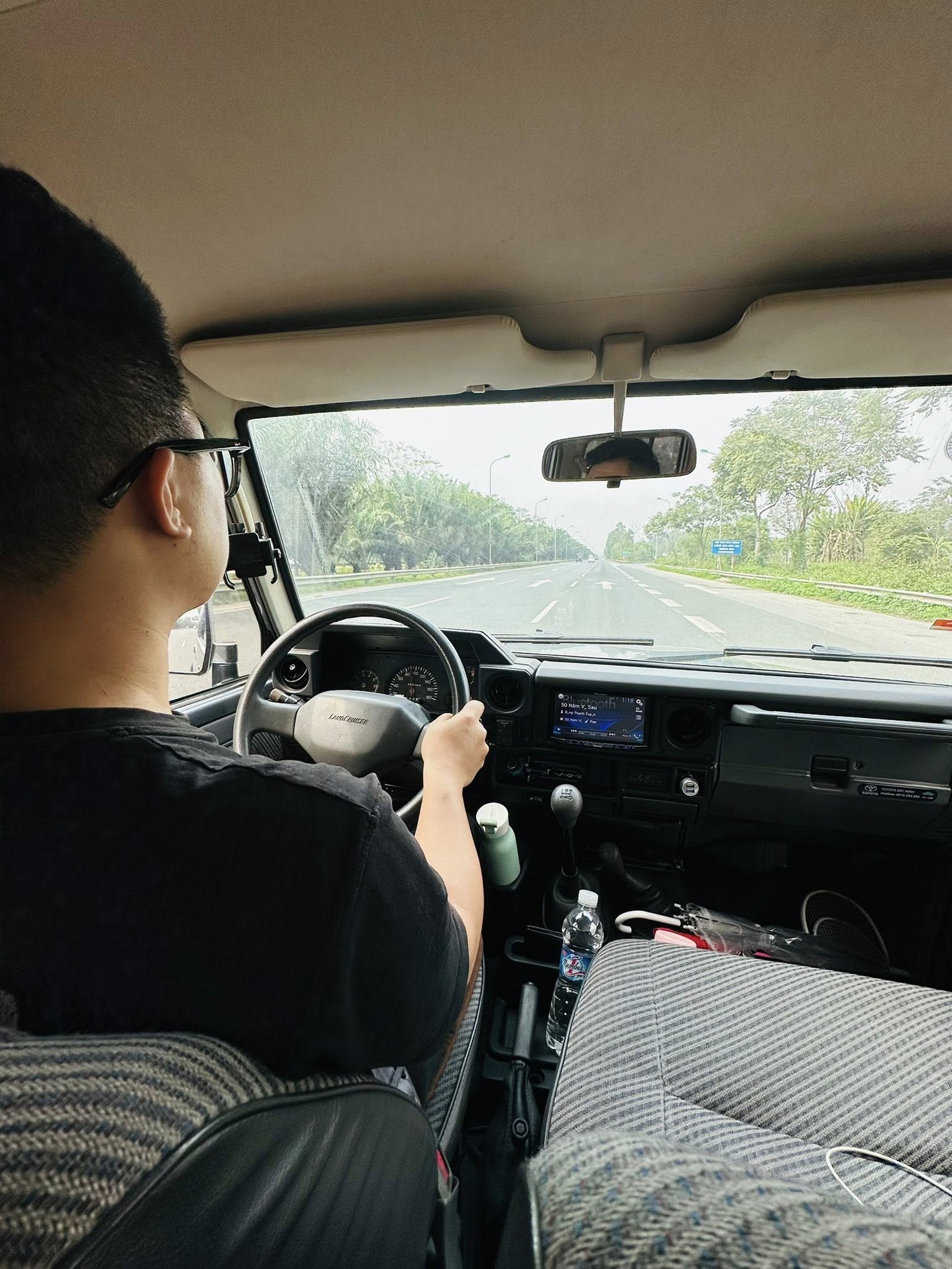 Land Cruiser RJ77 36 năm tuổi giá 1 tỷ gây sốt, minh chứng cho sự bền bỉ, giữ giá của Toyota