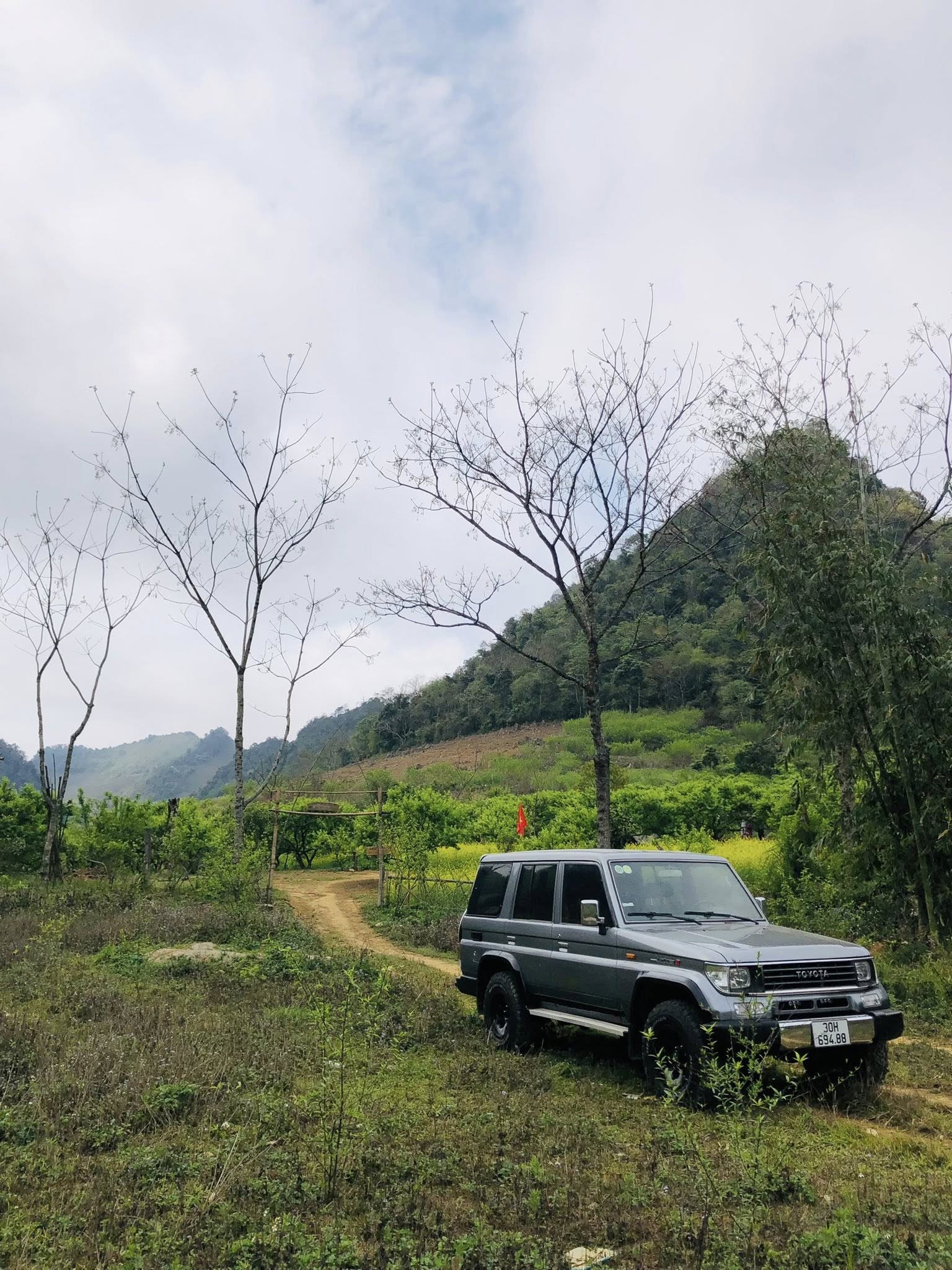 Land Cruiser RJ77 36 năm tuổi giá 1 tỷ gây sốt, minh chứng cho sự bền bỉ, giữ giá của Toyota