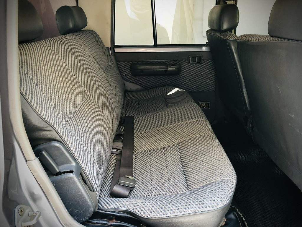 Land Cruiser RJ77 36 năm tuổi giá 1 tỷ gây sốt, minh chứng cho sự bền bỉ, giữ giá của Toyota