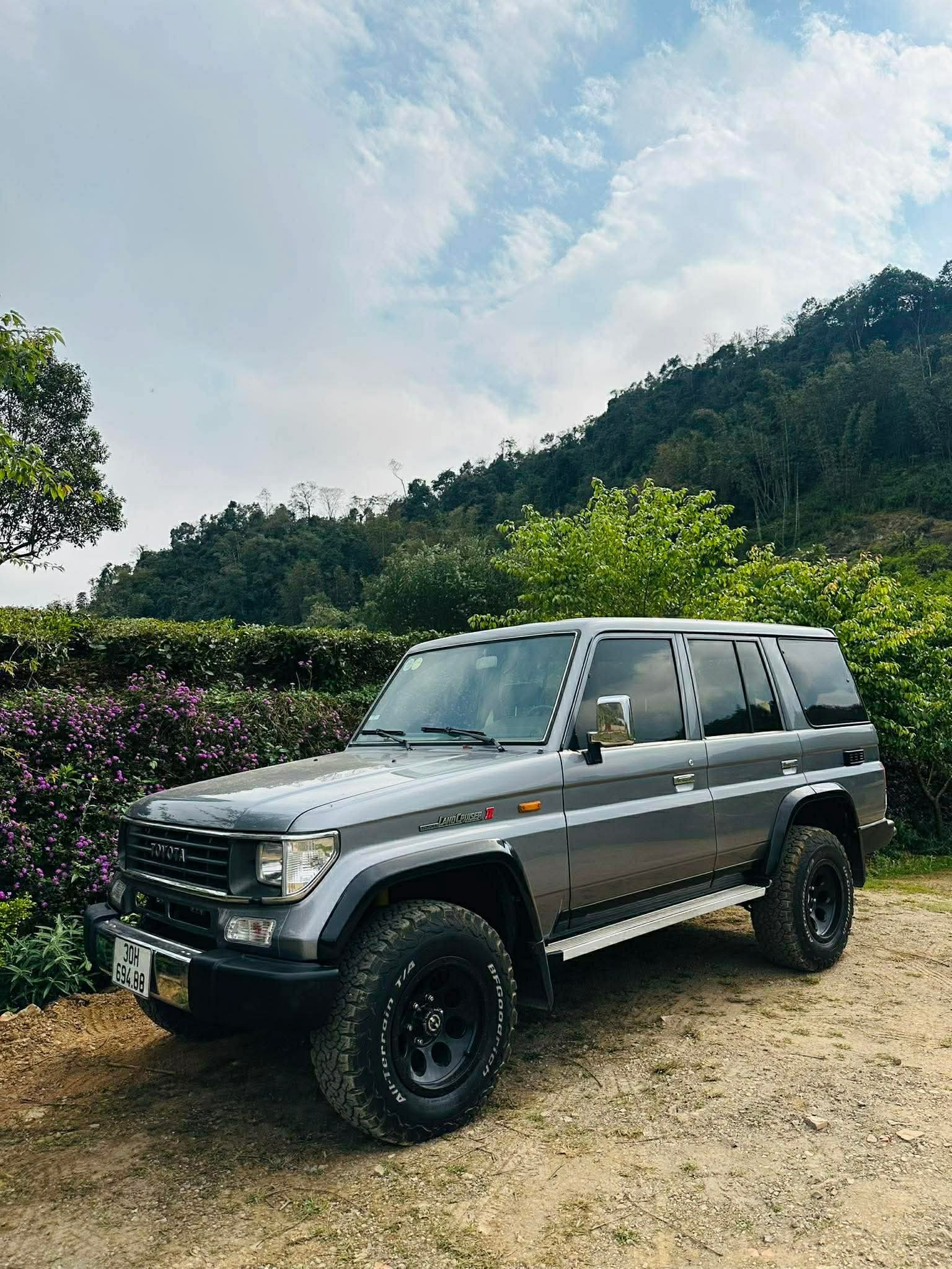 Land Cruiser RJ77 36 năm tuổi giá 1 tỷ gây sốt, minh chứng cho sự bền bỉ, giữ giá của Toyota