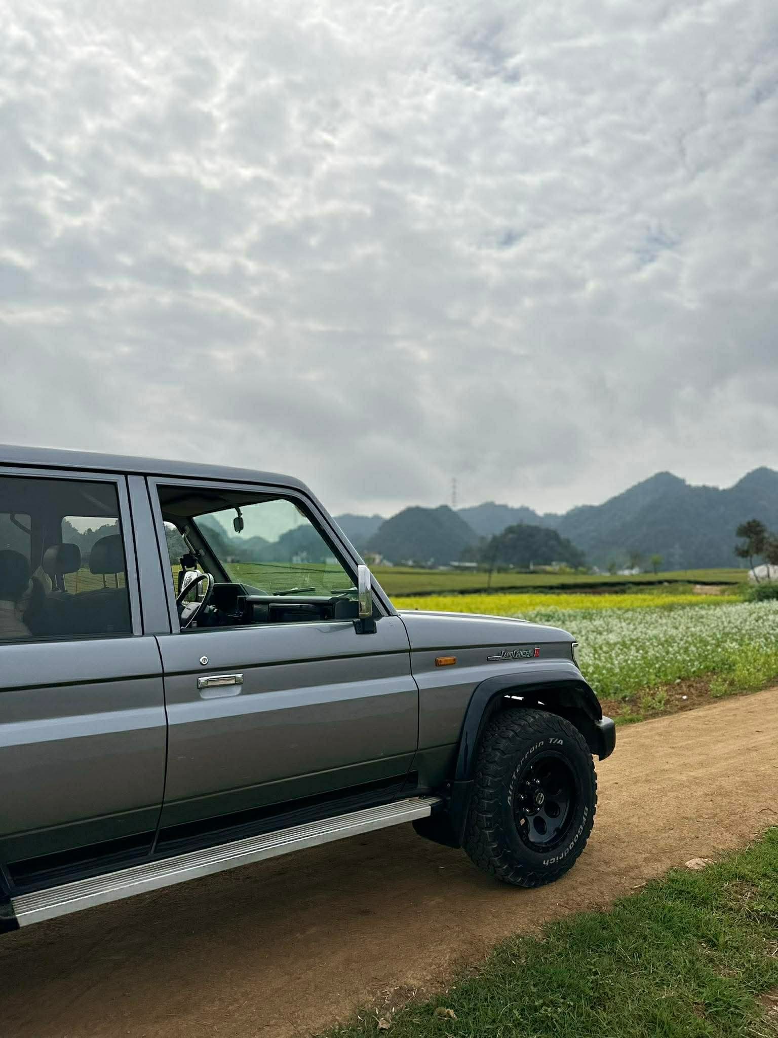 Land Cruiser RJ77 36 năm tuổi giá 1 tỷ gây sốt, minh chứng cho sự bền bỉ, giữ giá của Toyota