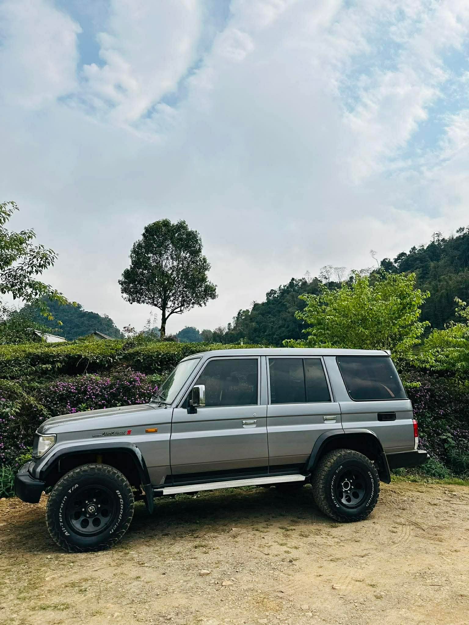 Land Cruiser RJ77 36 năm tuổi giá 1 tỷ gây sốt, minh chứng cho sự bền bỉ, giữ giá của Toyota