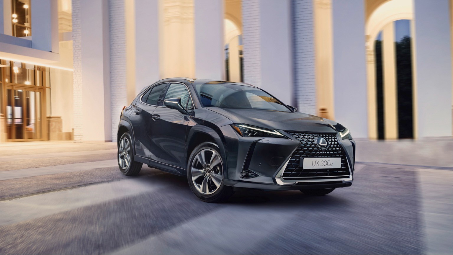 Sau 5 năm, Lexus UX 300e rút khỏi thị trường vì sức mua hạn chế