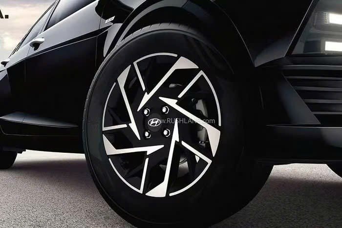 Hyundai Accent 2026 ra mắt, giá quy đổi từ 313 triệu đồng, nhiều trang bị đáng chú ý