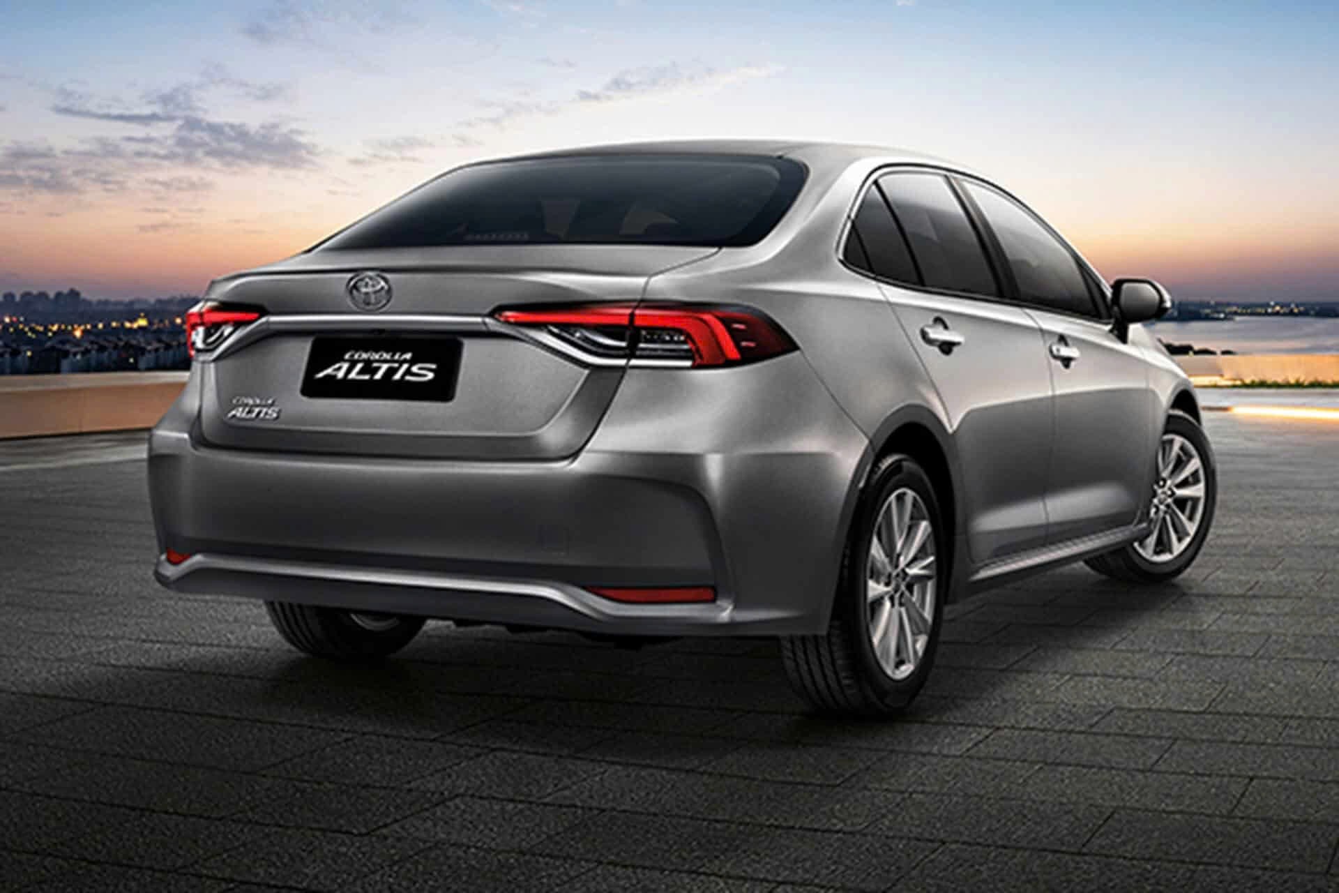 Toyota Corolla Altis 2026 ra mắt Thái Lan, giá quy đổi từ 750 triệu đồng, thêm bản hybrid giá rẻ