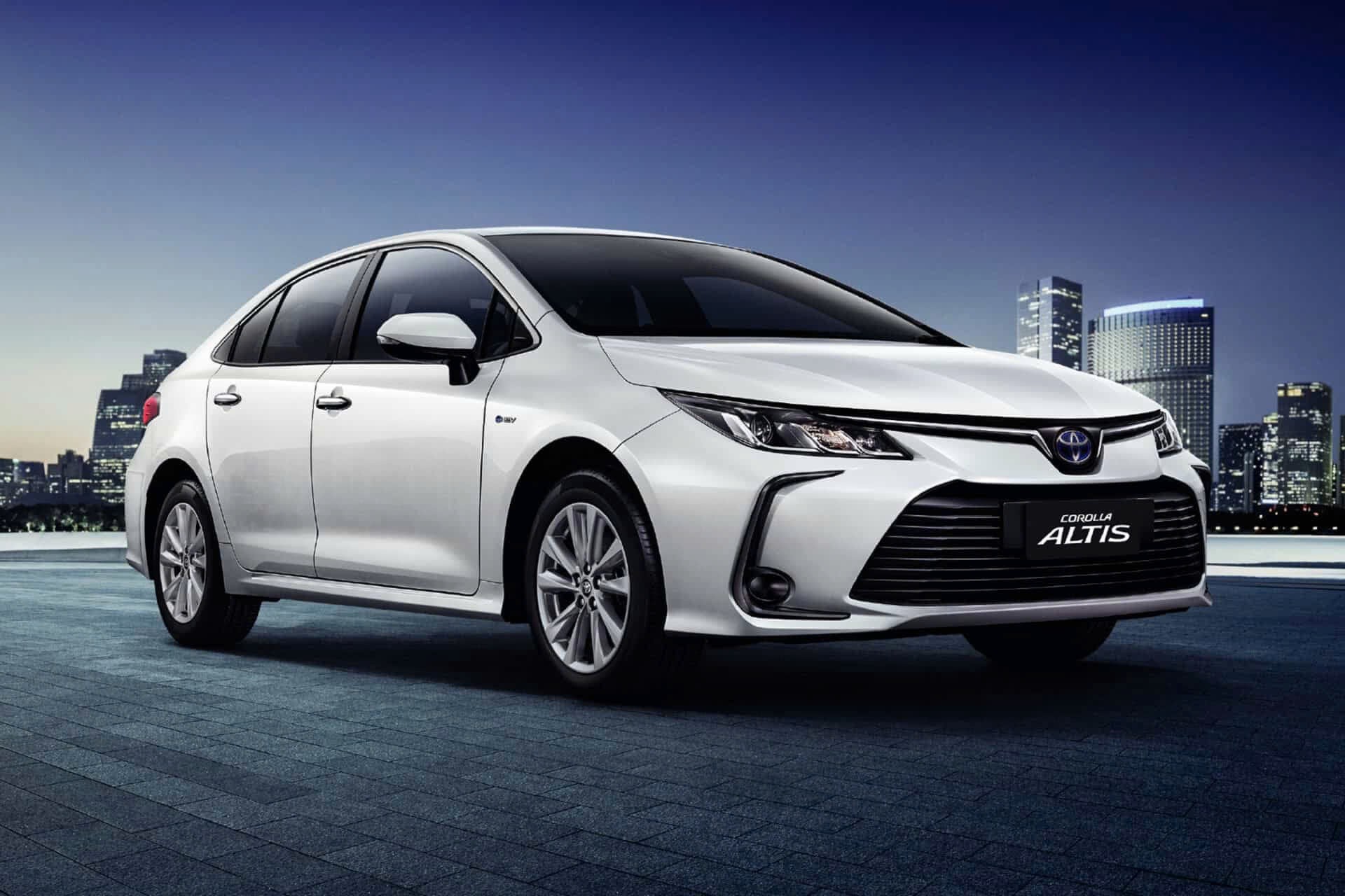 Toyota Corolla Altis 2026 ra mắt Thái Lan, giá quy đổi từ 750 triệu đồng, thêm bản hybrid giá rẻ