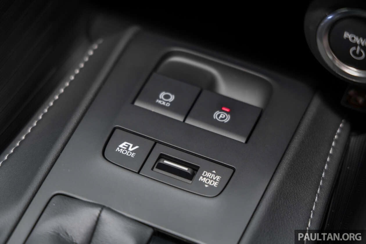 Mẫu xe 'huyền thoại' của Toyota tại Việt Nam một thời vừa ra mắt thị trường Đông Nam Á