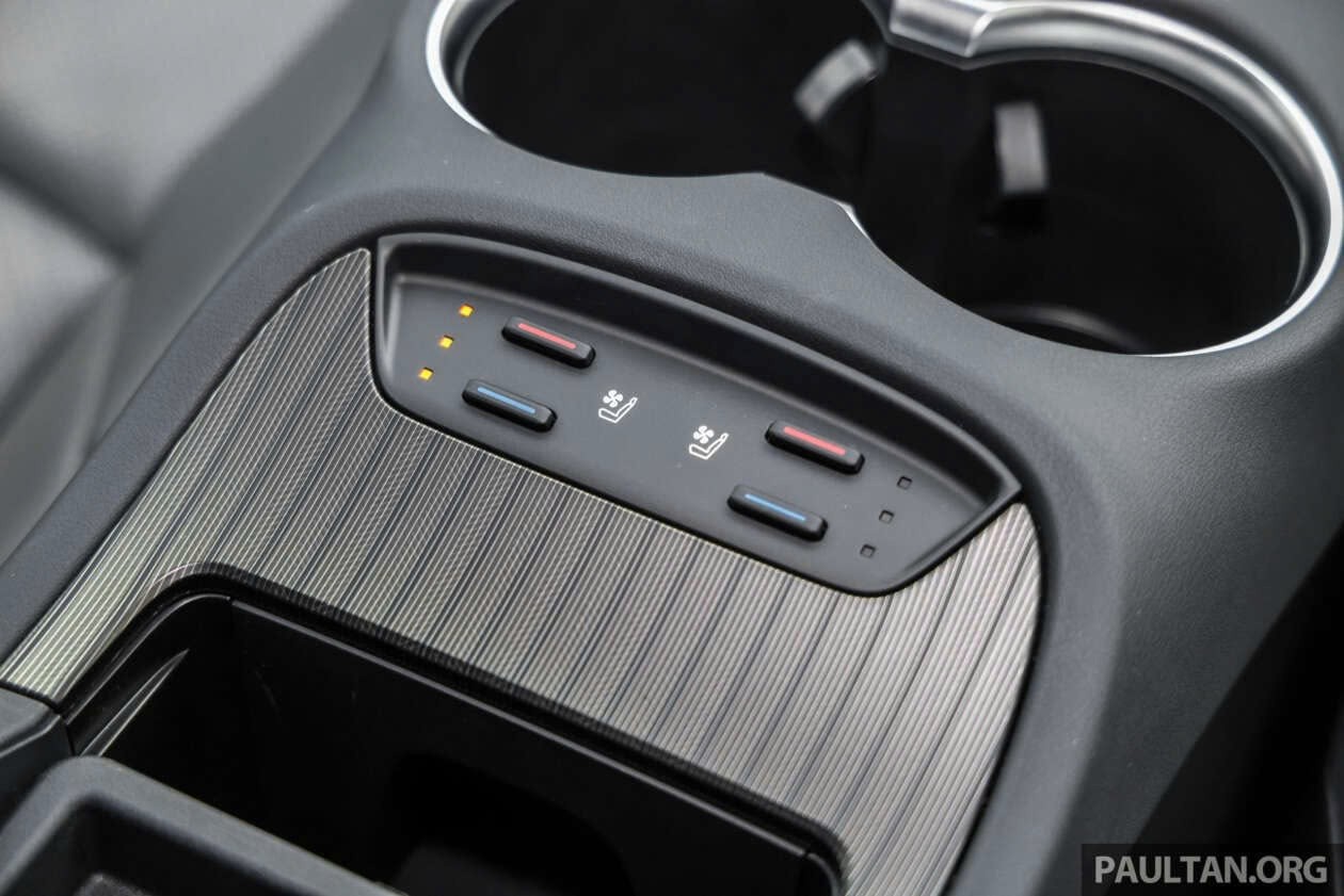 Mẫu xe 'huyền thoại' của Toyota tại Việt Nam một thời vừa ra mắt thị trường Đông Nam Á