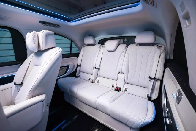 Cận cảnh Mercedes-Benz VLE, Minivan điện tầm hoạt động 700 km