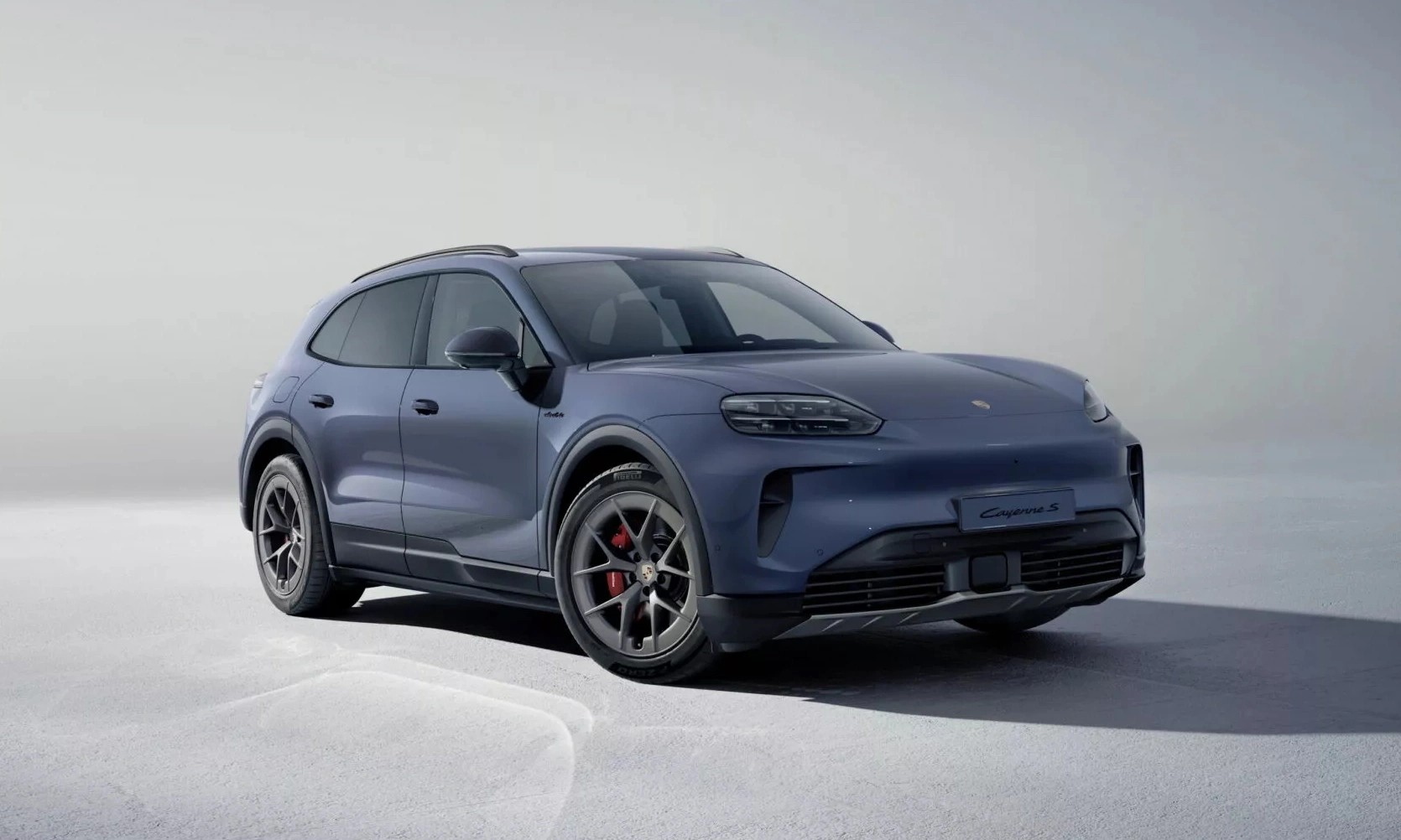 SUV điện Porsche Cayenne S Electric có gì: 657 mã lực, sạc siêu nhanh 16 phút