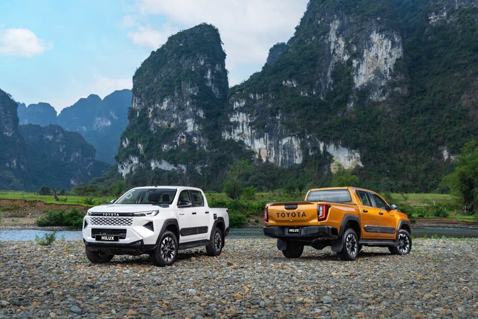 Sức mua giảm mạnh, ô tô nhập khẩu vẫn ồ ạt đổ về Việt Nam