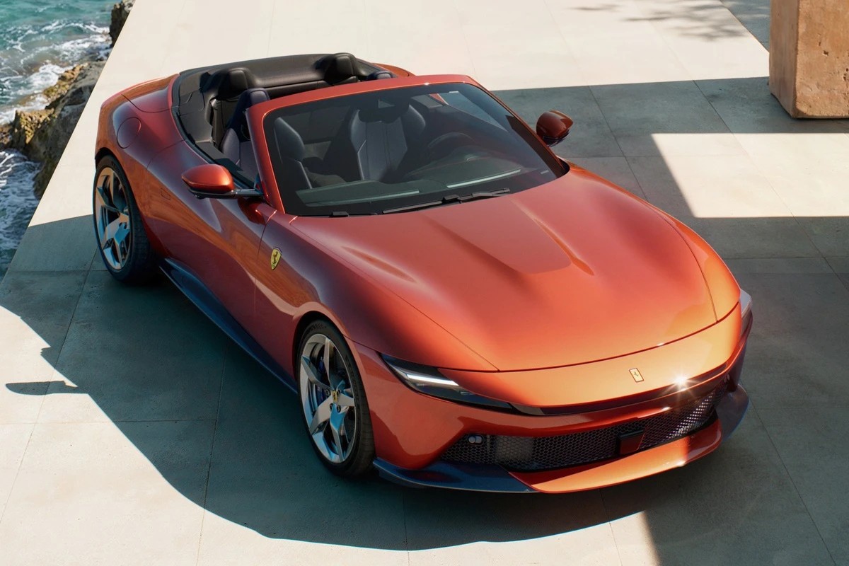 Ferrari giới thiệu Amalfi Spider, siêu xe 2+2 chỗ thiên về trải nghiệm hàng ngày