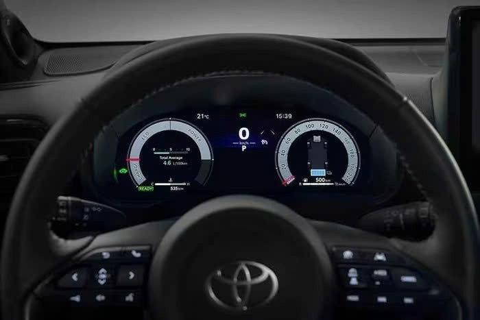 Toyota Yaris Cross 2027 lộ diện, nâng cấp công nghệ, thiết kế
