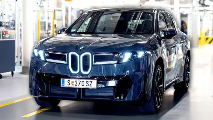 SUV điện của BMW như thế nào mà gây sốt?