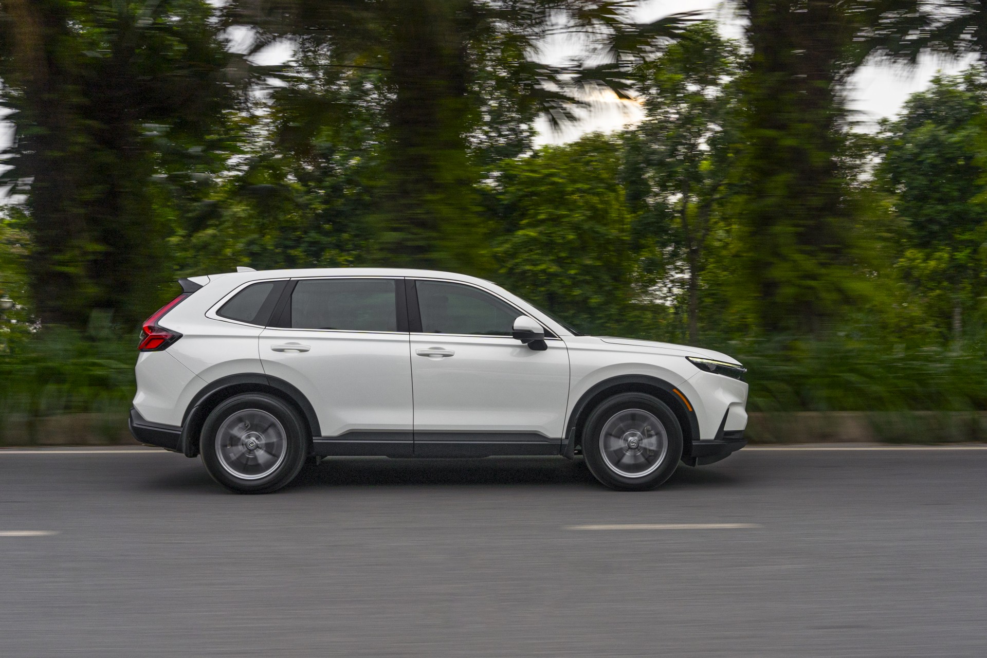 Honda ra mắt CR-V bản xăng 2026 nâng cấp, giá từ 1,039 tỷ đồng Honda ra mắt CR-V bản xăng 2026 nâng cấp, giá từ 1,039 tỷ đồng