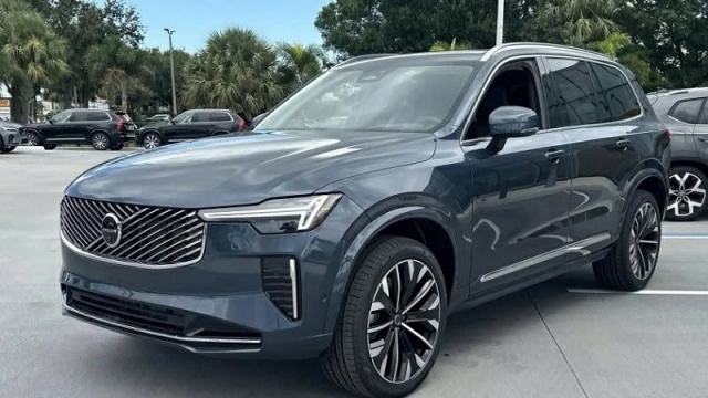 Volvo XC90 mới chốt lịch ra mắt tại Việt Nam, giá dự kiến 3,579 tỷ đồng