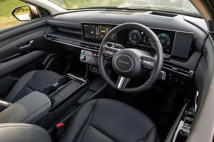 Hyundai Tucson 2026 ra mắt, nâng cấp nhẹ