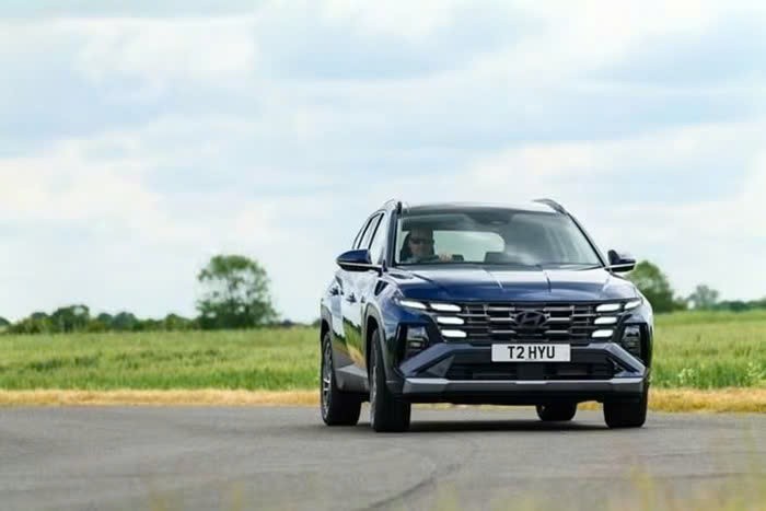 Hyundai Tucson 2026 ra mắt, nâng cấp nhẹ