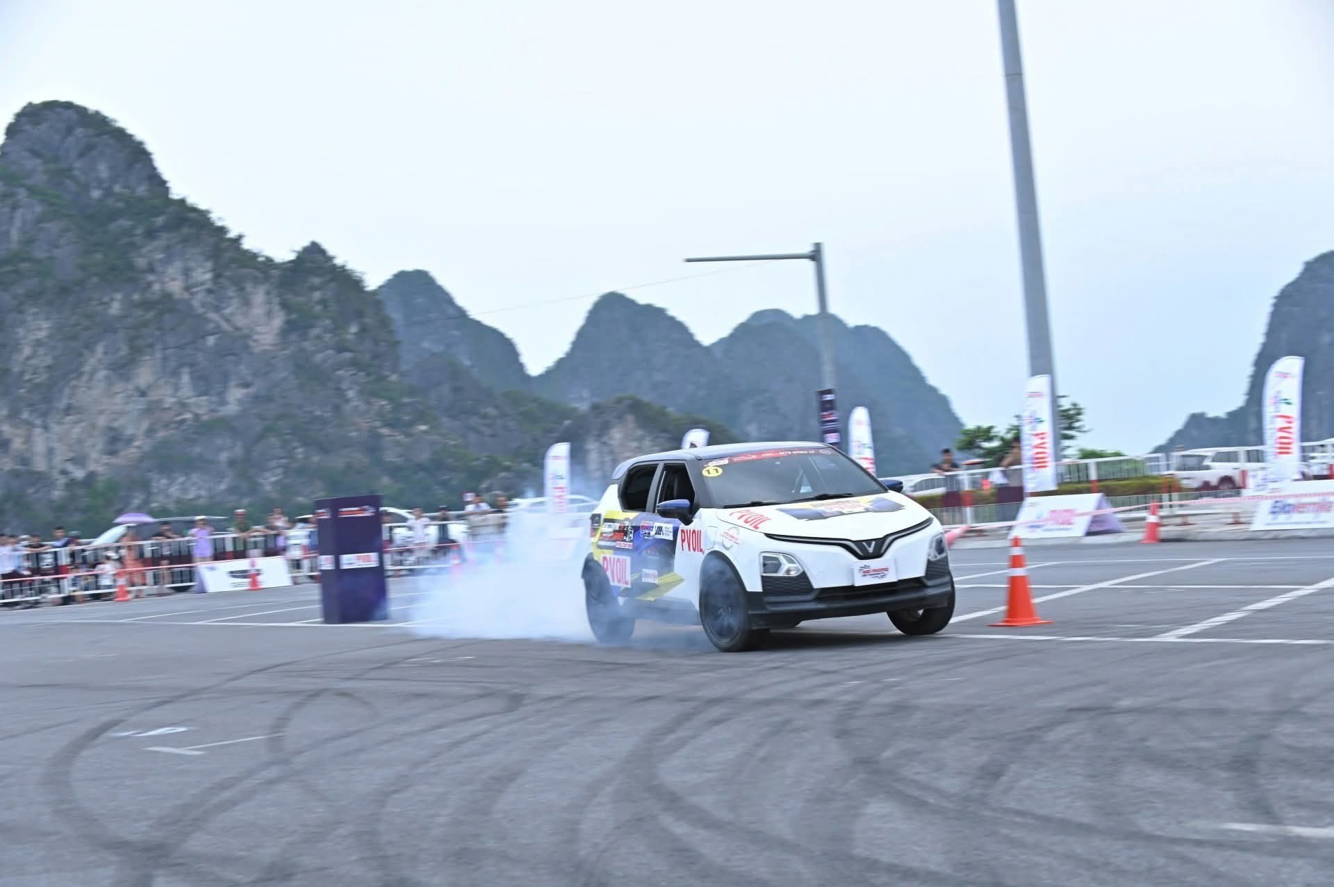 Gymkhana Hải Phòng Mở Rộng 2026 sẽ chính thức diễn ra vào ngày mai Gymkhana Hải Phòng Mở Rộng 2026 sẽ chính thức diễn ra vào ngày mai