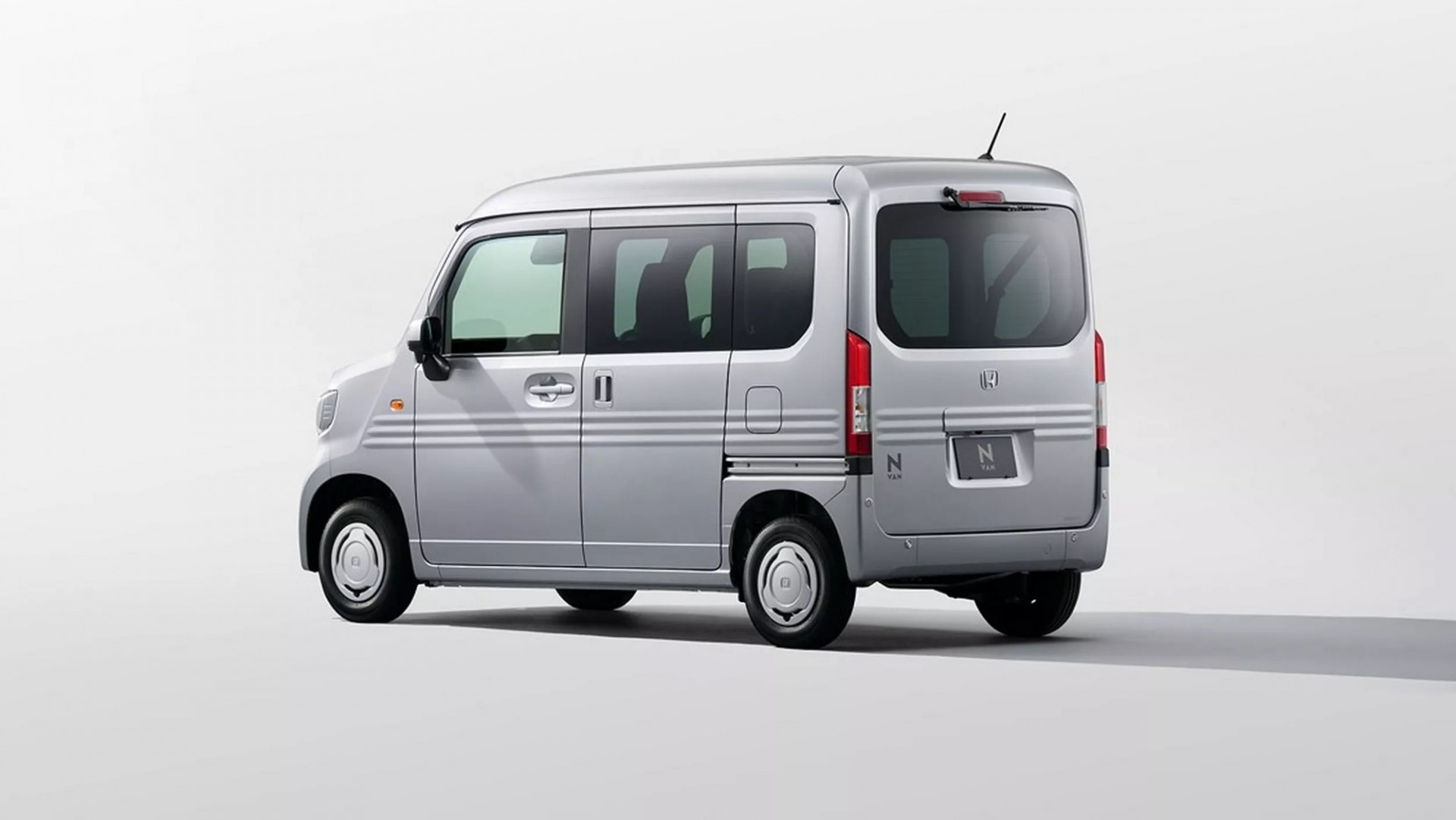 Honda N-Van 2026 nâng cấp, bổ sung động cơ tăng áp