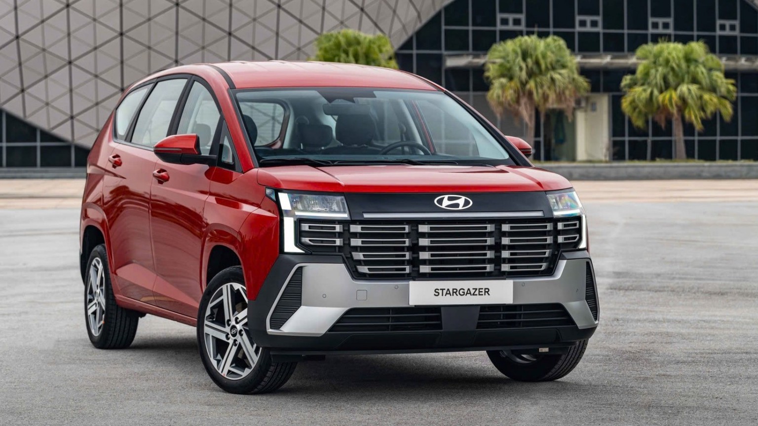 Hyundai Stargazer 2026 ra mắt tại Việt Nam, giá từ 569 triệu đồng
