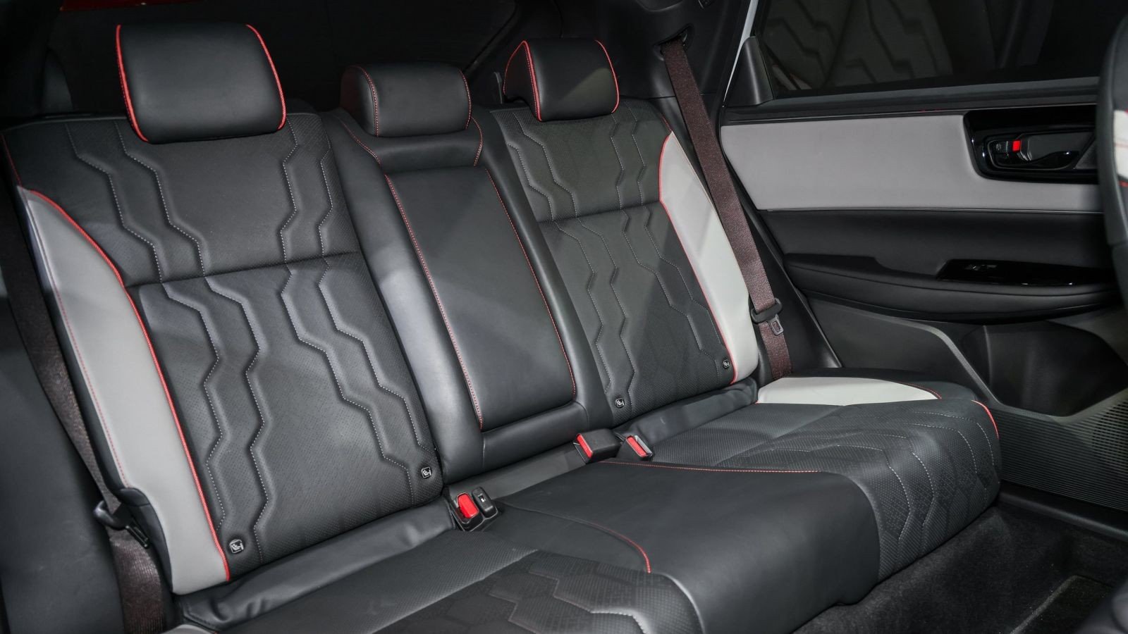 Honda e:N2 ra mắt tại Bangkok, SUV điện cỡ C giá từ