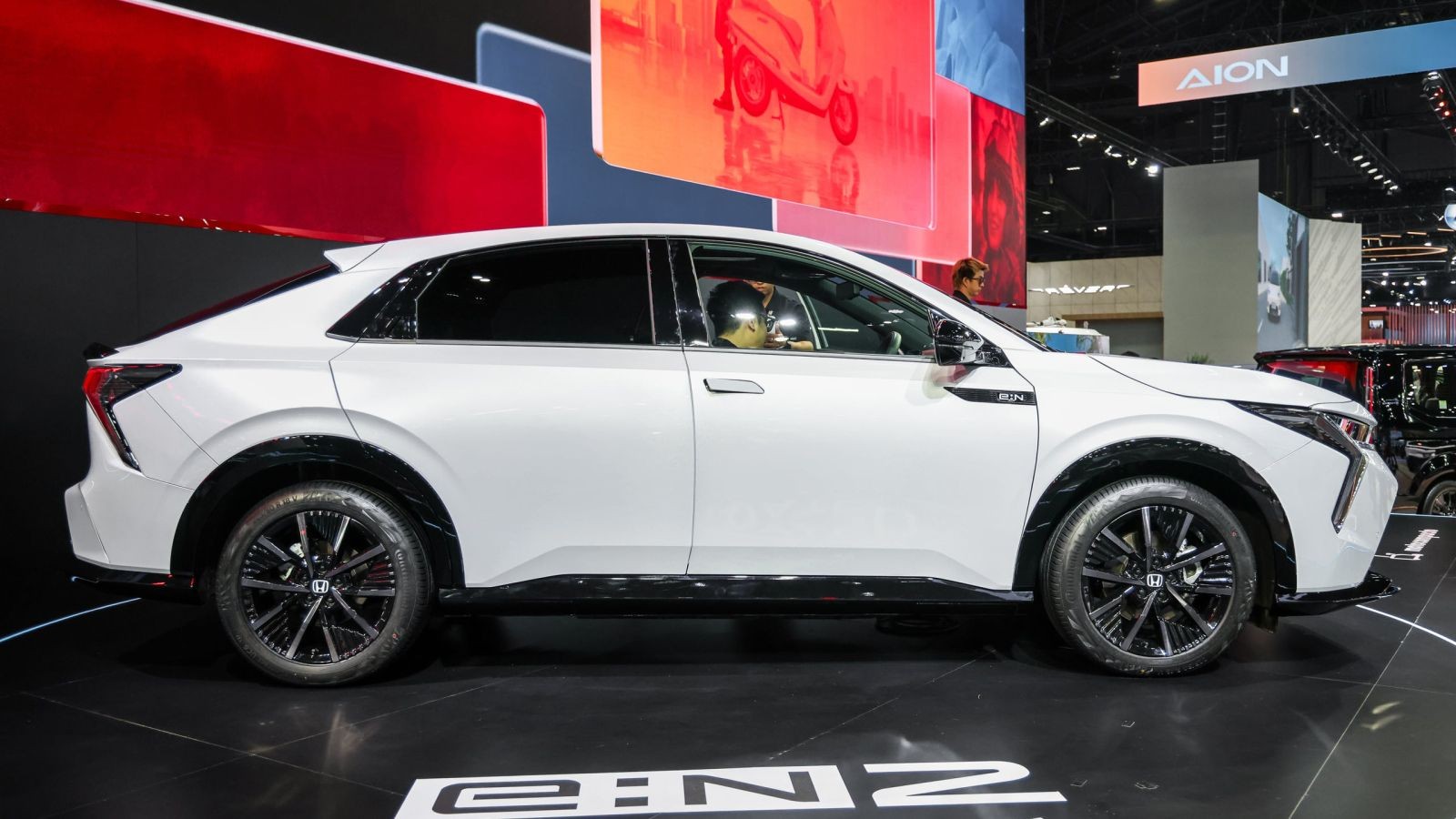 Honda e:N2 ra mắt tại Bangkok, SUV điện cỡ C giá từ
