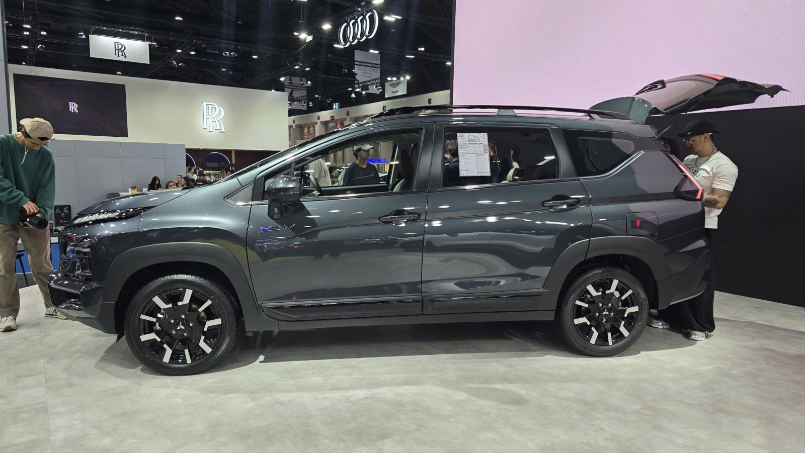 Mitsubishi Xpander Cross hybrid 2026 lộ diện tại Thái Lan