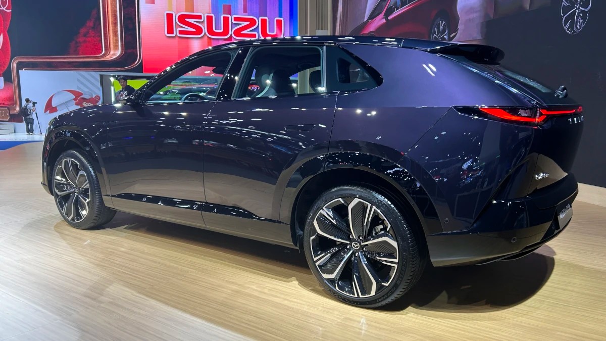 Mazda CX-6e cuối cùng đã trình diện ở Đông Nam Á, liệu có sớm về Việt Nam? Mazda CX-6e cuối cùng đã trình diện ở Đông Nam Á, liệu có sớm về Việt Nam?