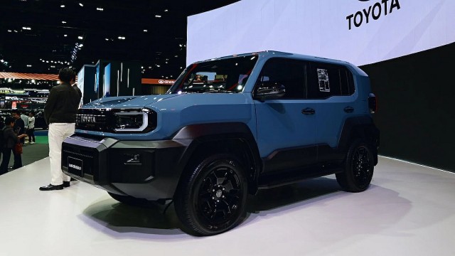 Toyota Land Cruiser FJ ra mắt chính thức tại Đông Nam Á, trong khuôn khổ Triển lãm Ô tô Bangkok 2026