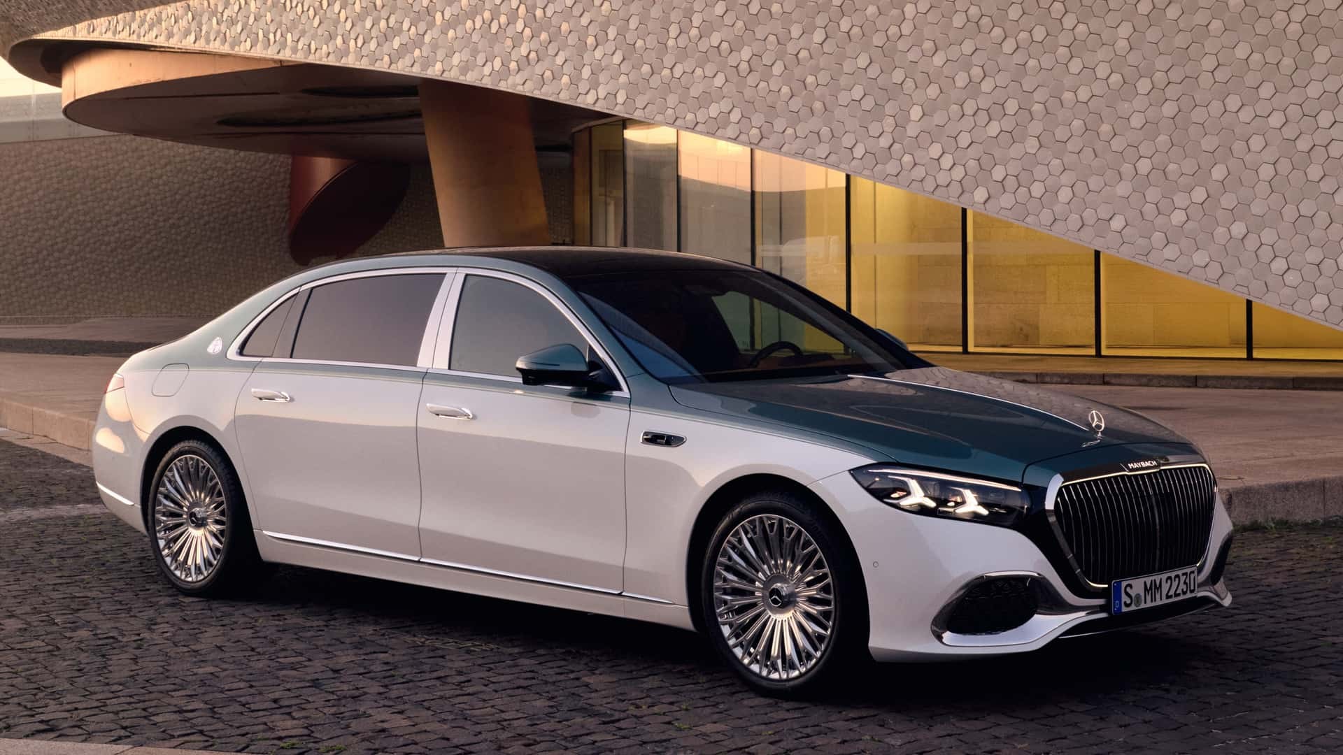 Phía trước của Mercedes-Maybach S-Class 2027