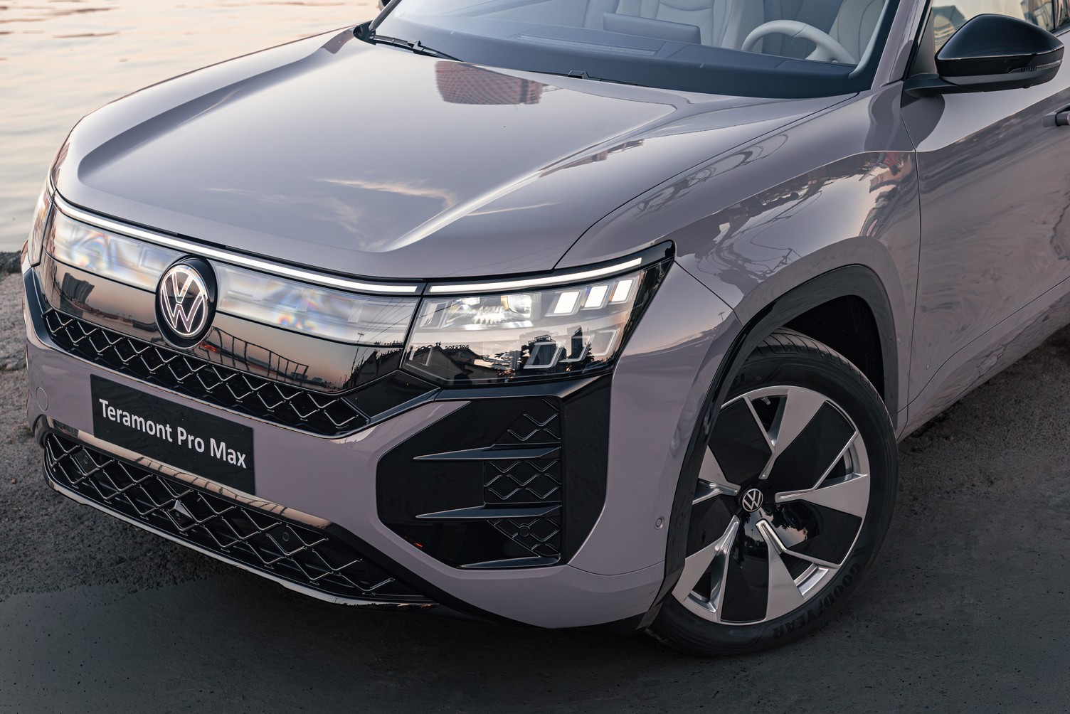 Volkswagen Teramont Pro ra mắt với giá từ 2,799 tỷ đồng Volkswagen Teramont Pro ra mắt với giá từ 2,799 tỷ đồng