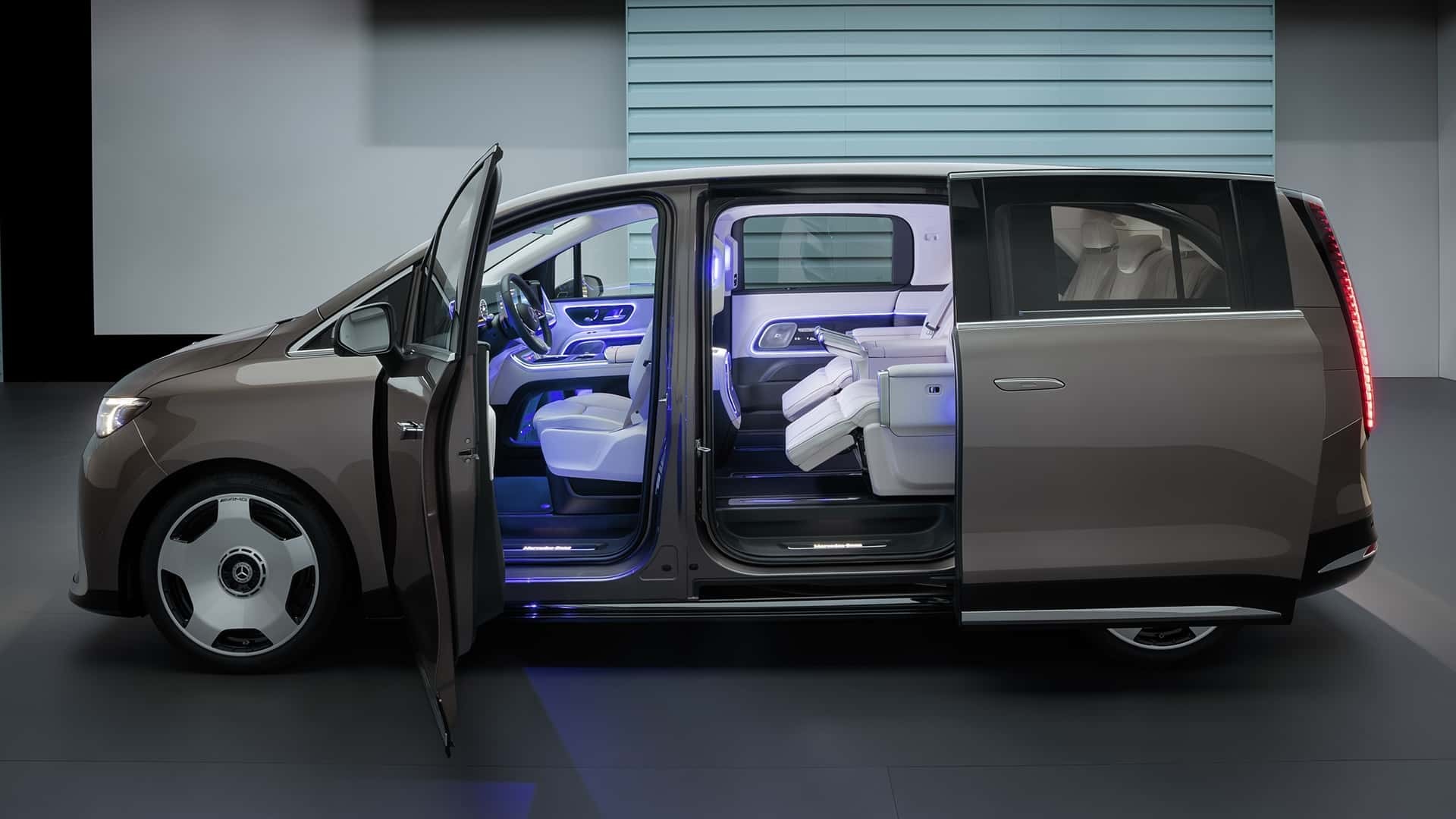 Mercedes Phía bên của Mercedes-Benz VLE mới