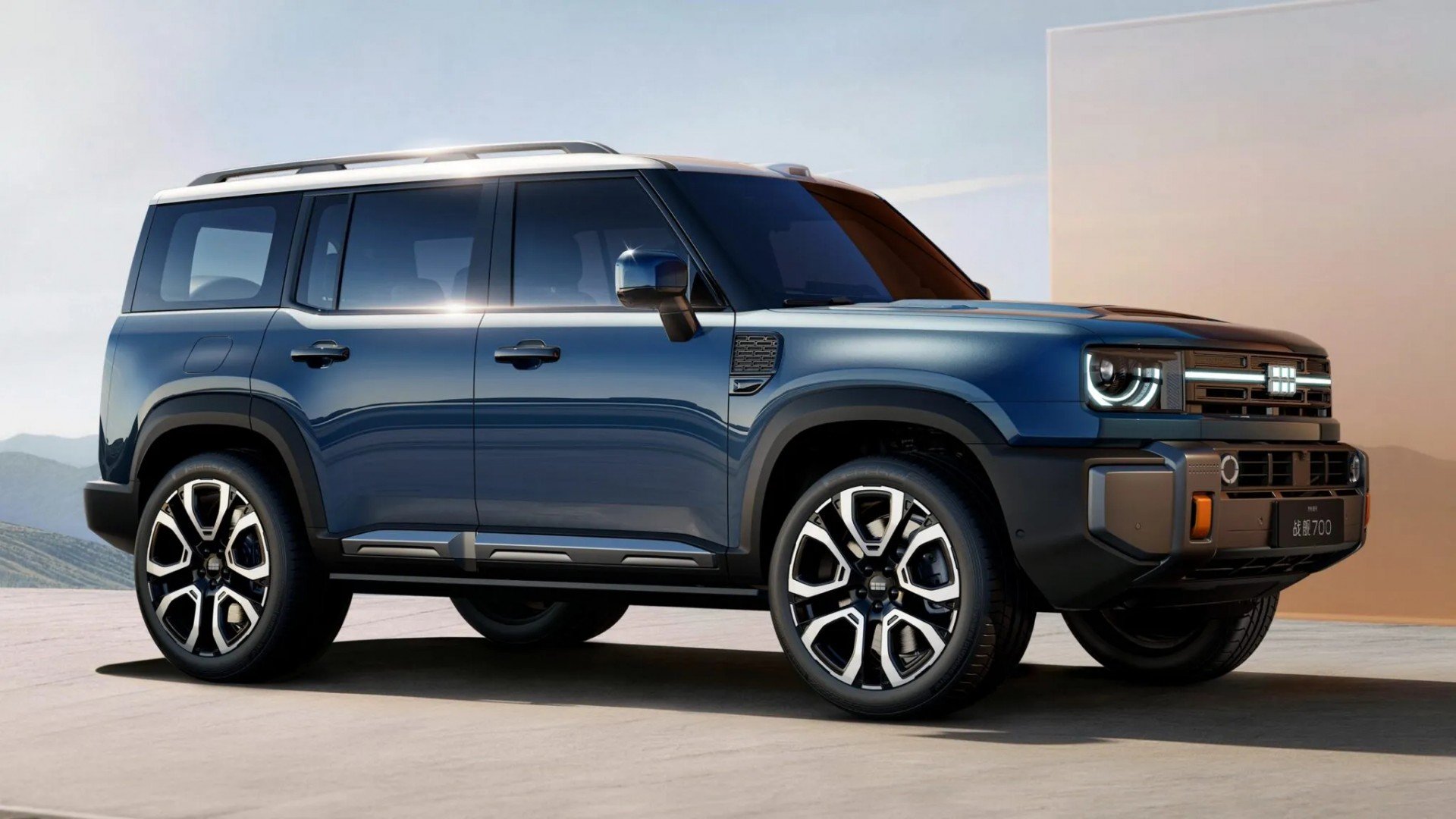 Geely chuẩn bị ra mắt SUV off-road mới, trông giống như Land Rover Defender