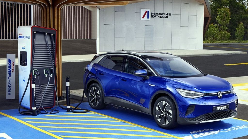 Volkswagen triệu hồi gần 100.000 xe điện vì lỗi pin