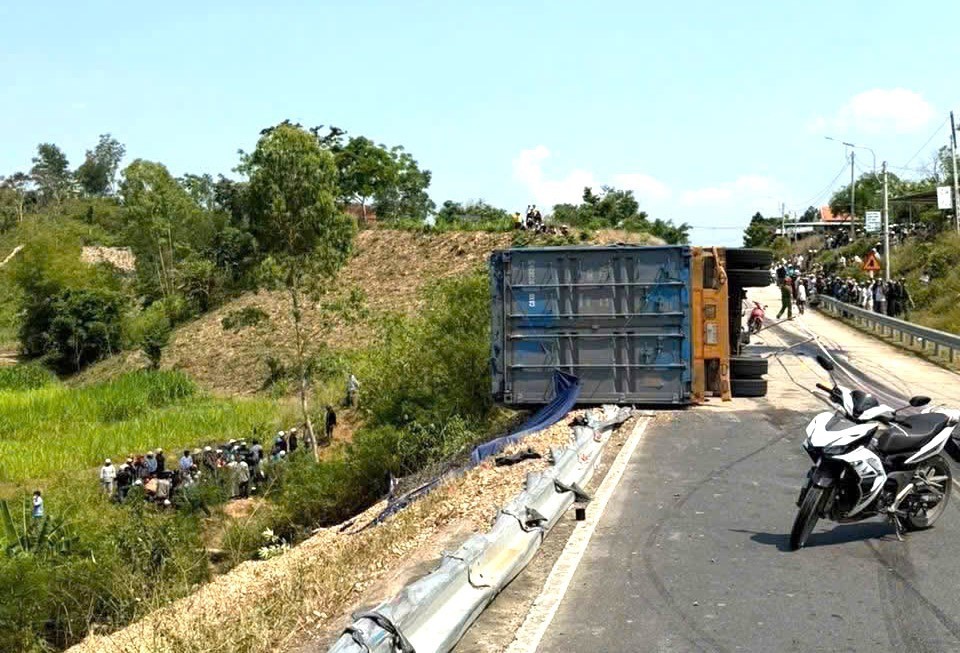 Tổng hợp tin tức tai nạn giao thông mới nhất ngày hôm nay 1/4/2026