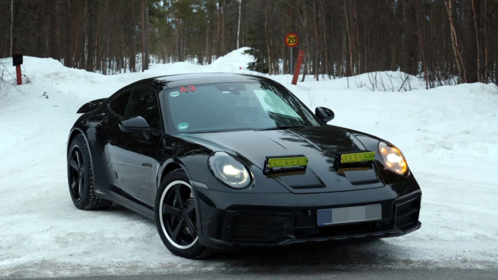 Porsche 911 Dakar bản nâng cấp lộ diện, có thể mạnh hơn nhờ công nghệ hybrid mới