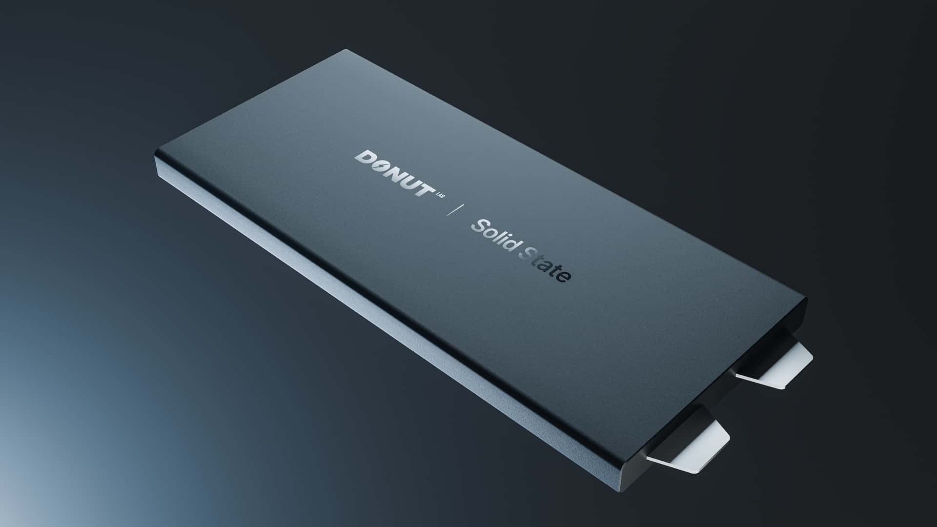 Xe mô tô điện trang bị pin thể rắn đầu tiên trên thế giới đi vào sản xuất bất chấp những hoài nghi Bộ pin thể rắn hoàn toàn của Donut Lab được công bố tại CES 2026