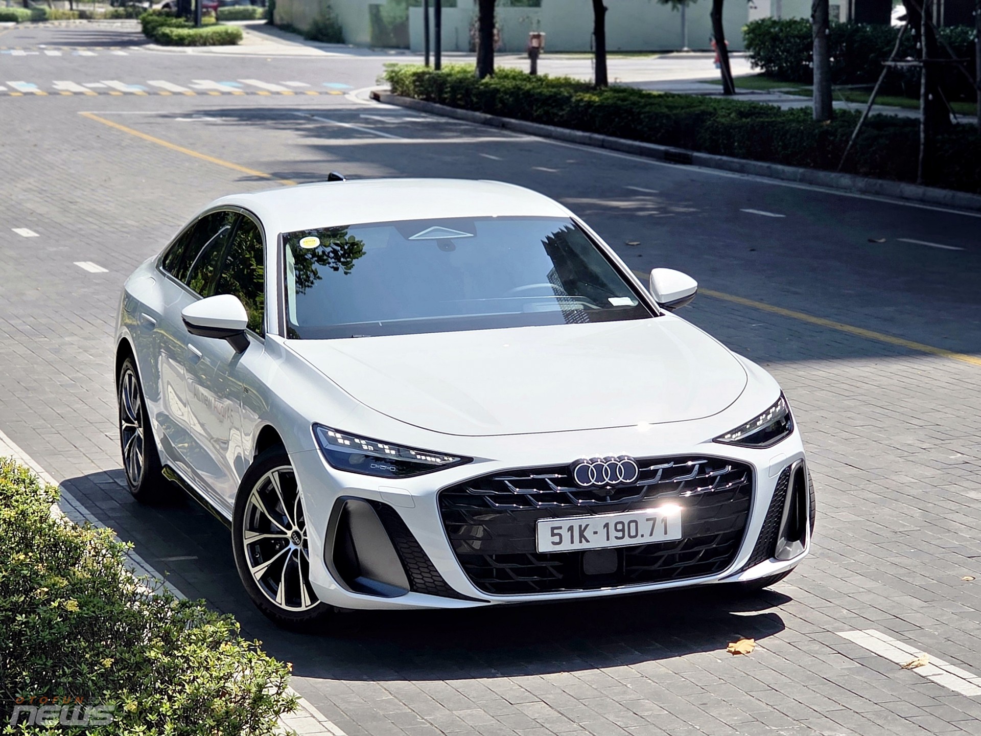 Audi A6 có gì nổi bật trong nhóm sedan hạng sang dưới 3 tỷ đồng? Audi A6 có gì nổi bật trong nhóm sedan hạng sang dưới 3 tỷ đồng?